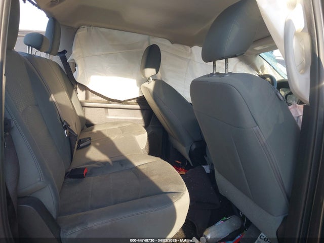 44748730 :رقم المزاد ، 3C6UR4CL1GG235203 vin ، 2016 Ram 2500 Tradesman مزاد بيع