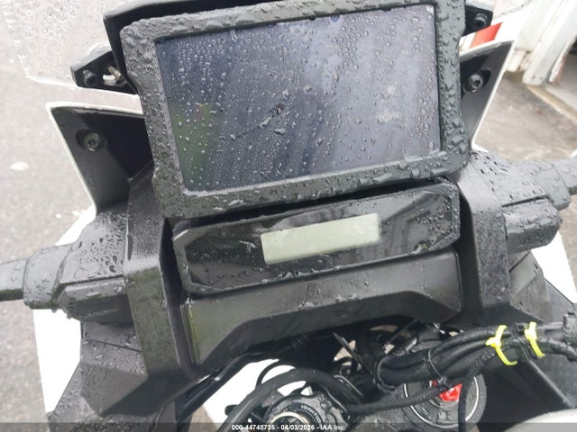 Honda CRF1100 D 2021 JH2SD1005MK100129 Image 7