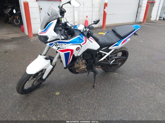 Honda CRF1100 D 2021 JH2SD1005MK100129 Image 9