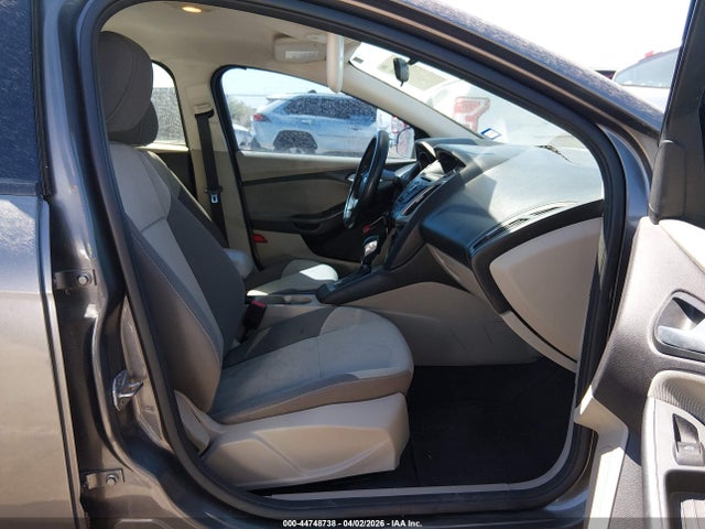 2014 FORD FOCUS 1FADP3F25EL270828 Photo 4