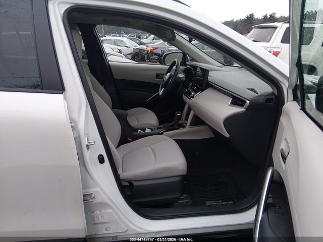 7MUBAABGXRV089534 Toyota Corolla Cross Le