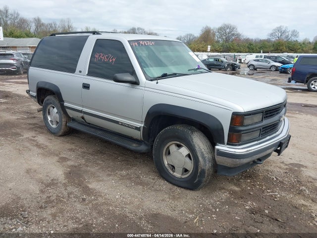 Aukcja sprzedaży 1999 Chevrolet Tahoe, vin: 3GNEK18R1XG152715, numer aukcji: 44748764