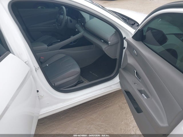 2022 Hyundai Elantra Sel მანქანა იყიდება აუქციონზე, vin: 5NPLM4AG5NH055056, აუქციონის ნომერი: 44748881