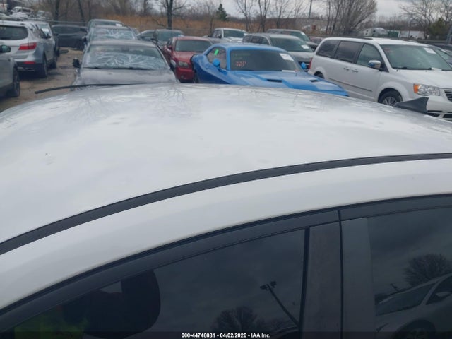 2022 Hyundai Elantra Sel მანქანა იყიდება აუქციონზე, vin: 5NPLM4AG5NH055056, აუქციონის ნომერი: 44748881