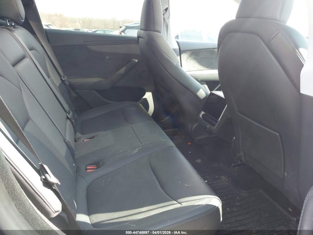 2026 Tesla Model Y Premium Rear-wheel Drive/standard Rear-wheel Drive მანქანა იყიდება აუქციონზე, vin: 7SAYGDED7TF376351, აუქციონის ნომერი: 44748897
