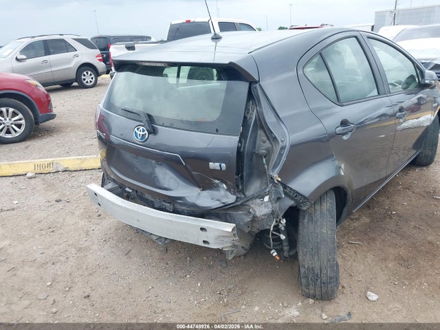 44748926 :رقم المزاد ، JTDKDTB36D1557517 vin ، 2013 Toyota Prius C Two مزاد بيع