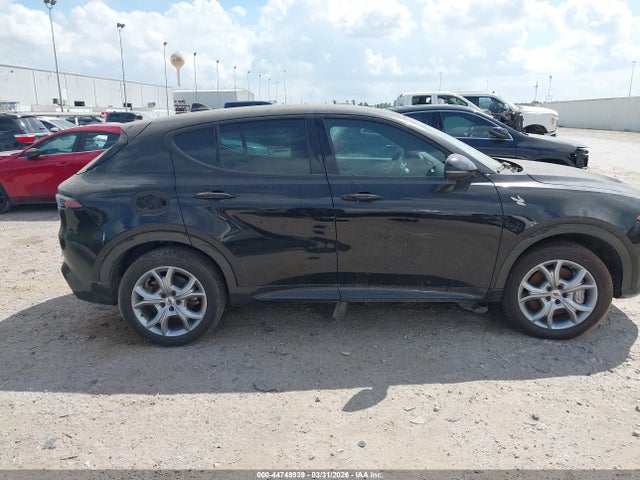 2024 Dodge Hornet R/t Eawd მანქანა იყიდება აუქციონზე, vin: ZACPDFCW2R3A29682, აუქციონის ნომერი: 44748939