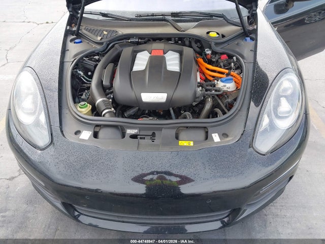 WP0AD2A76FL040736 Porsche Panamera E-hybrid S