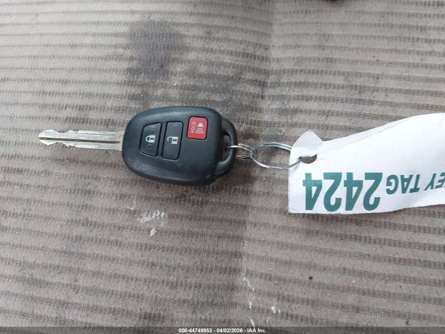 2T3RFREV3FW387355 Toyota Rav4 Xle