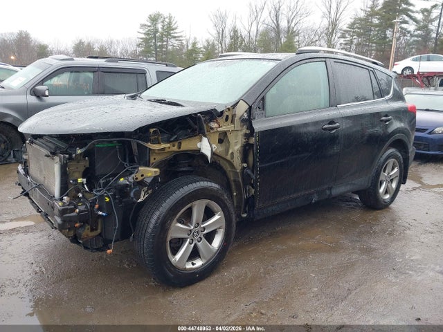 2T3RFREV3FW387355 Toyota Rav4 Xle