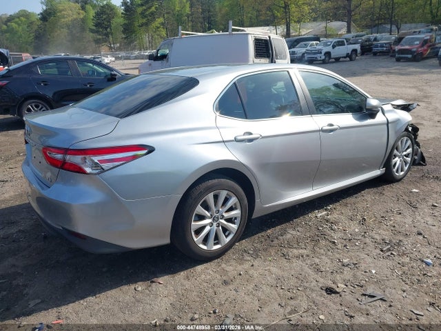 Aukcja sprzedaży 2018 Toyota Camry Le, vin: 4T1B11HK1JU122664, numer aukcji: 44748958
