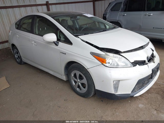 2014 Toyota Prius Three მანქანა იყიდება აუქციონზე, vin: JTDKN3DU4E1770941, აუქციონის ნომერი: 44748979