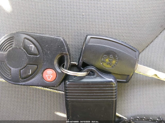 1FMCU9GXXEUE05402 Ford ESCAPE SE