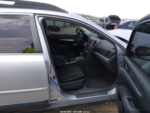 2014 Subaru Outback 2.5i Premium მანქანა იყიდება აუქციონზე, vin: 4S4BRBCC6E3293999, აუქციონის ნომერი: 44748994