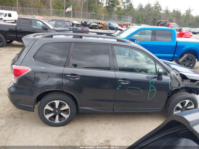 2017 Subaru Forester 2.5i Premium მანქანა იყიდება აუქციონზე, vin: JF2SJAGC2HH462778, აუქციონის ნომერი: 44749001