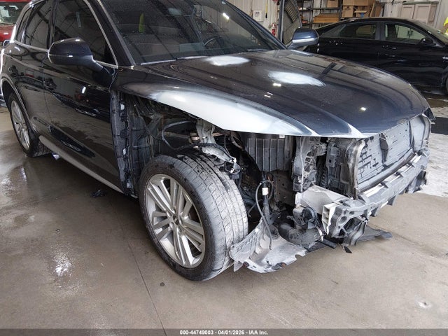 44749003 :رقم المزاد ، WA1BNAFY5J2021889 vin ، 2018 Audi Q5 2.0t Premium مزاد بيع