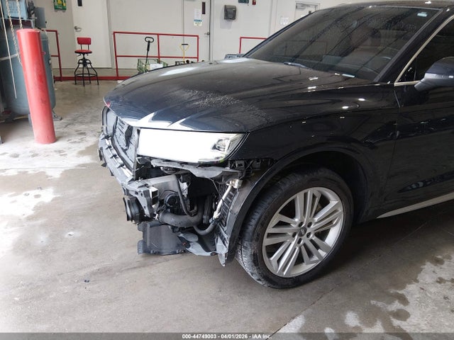44749003 :رقم المزاد ، WA1BNAFY5J2021889 vin ، 2018 Audi Q5 2.0t Premium مزاد بيع