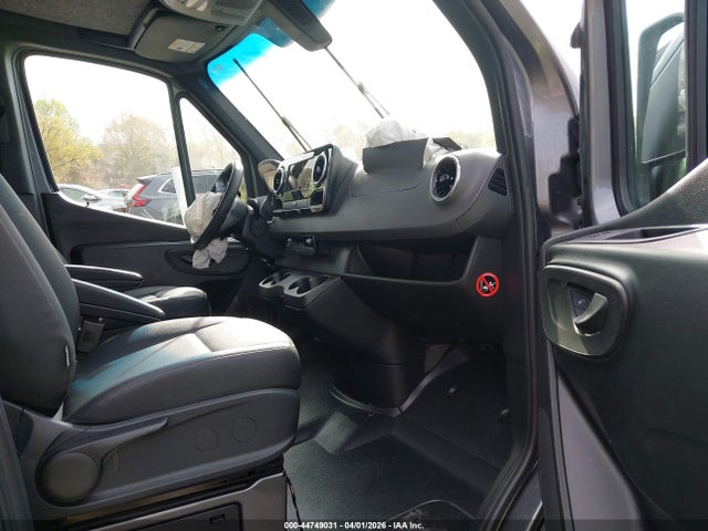 2025 Mercedes-benz Sprinter 2500 High Roof 4-cyl Diesel მანქანა იყიდება აუქციონზე, vin: W1Y4KDHY3ST231517, აუქციონის ნომერი: 44749031