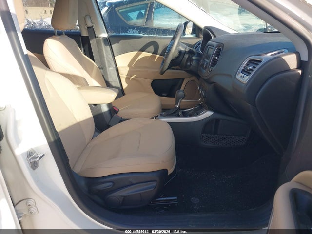 2018 JEEP COMPASS 3C4NJDAB7JT392280 Photo 4