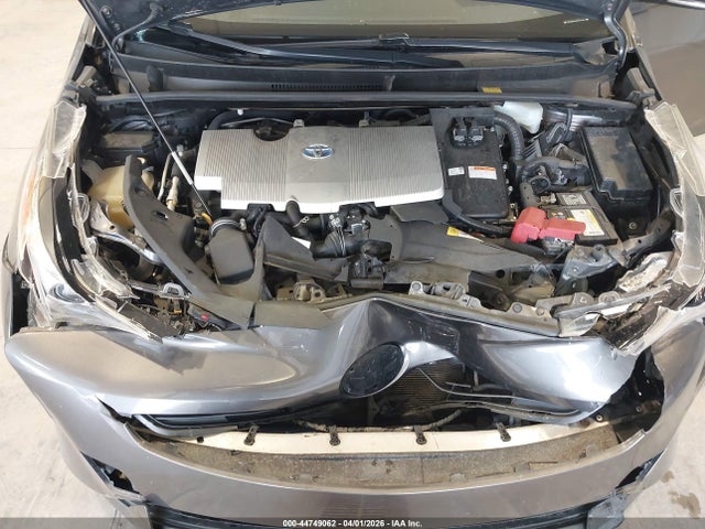 JTDKBRFU9G3527268 Toyota Prius Two