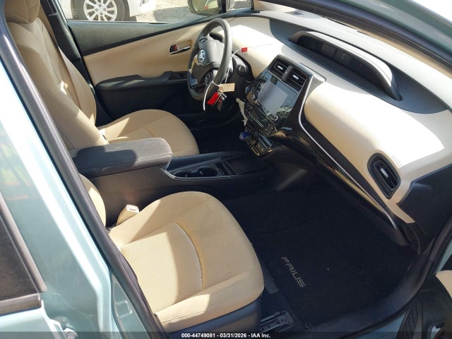 2021 TOYOTA PRIUS JTDKAMFU0M3144501 Photo 4