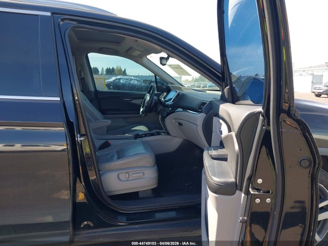5FNYF6H9XHB056547 Honda Pilot Touring