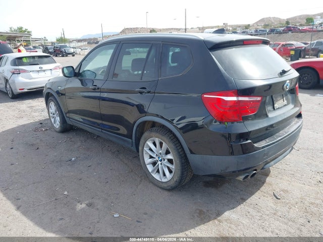 2013 BMW X3 5UXWX9C5XD0A24492 Photo 2