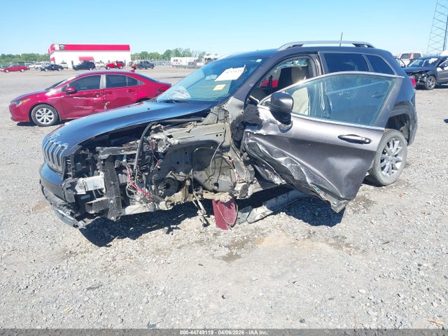 44749119 :رقم المزاد ، 1C4PJLDB3JD568150 vin ، 2018 Jeep Cherokee Limited Fwd مزاد بيع