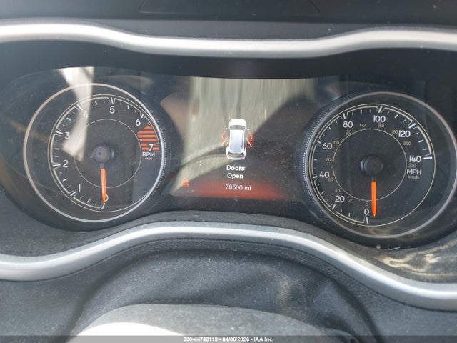 44749119 :رقم المزاد ، 1C4PJLDB3JD568150 vin ، 2018 Jeep Cherokee Limited Fwd مزاد بيع