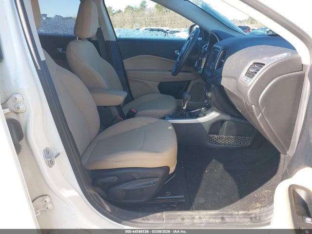 2018 JEEP COMPASS 3C4NJDAB4JT413764 Photo 4