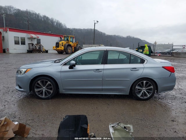 Продажа на аукционе авто 2017 Subaru Legacy 2.5i Limited, vin: 4S3BNAN64H3023689, номер лота: 44749181