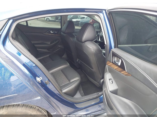 Продажа на аукционе авто 2018 Nissan Maxima 3.5 Platinum, vin: 1N4AA6APXJC396055, номер лота: 44749208