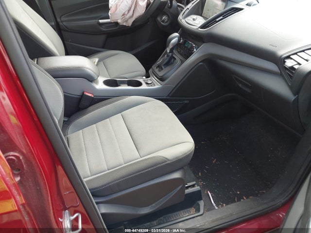 Продажа на аукционе авто 2016 Ford Escape Se, vin: 1FMCU9GX0GUB65022, номер лота: 44749209