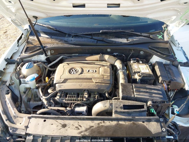 1VWAT7A34HC064577 Volkswagen Passat 1.8t S