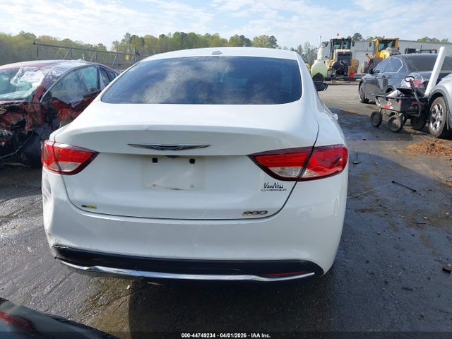 44749234 :رقم المزاد ، 1C3CCCAB9FN684777 vin ، 2015 Chrysler 200 Limited مزاد بيع