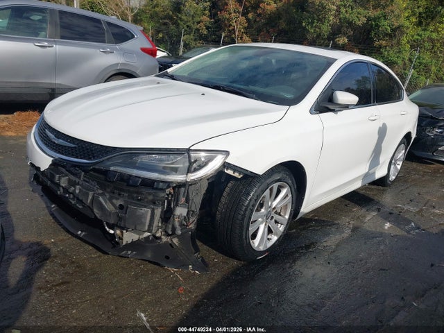 44749234 :رقم المزاد ، 1C3CCCAB9FN684777 vin ، 2015 Chrysler 200 Limited مزاد بيع