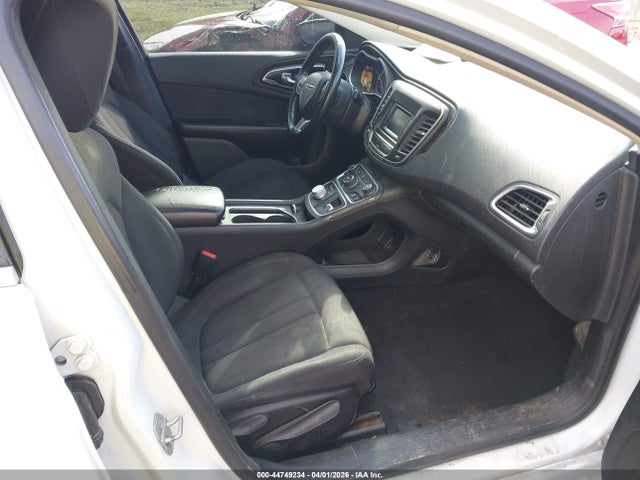 44749234 :رقم المزاد ، 1C3CCCAB9FN684777 vin ، 2015 Chrysler 200 Limited مزاد بيع