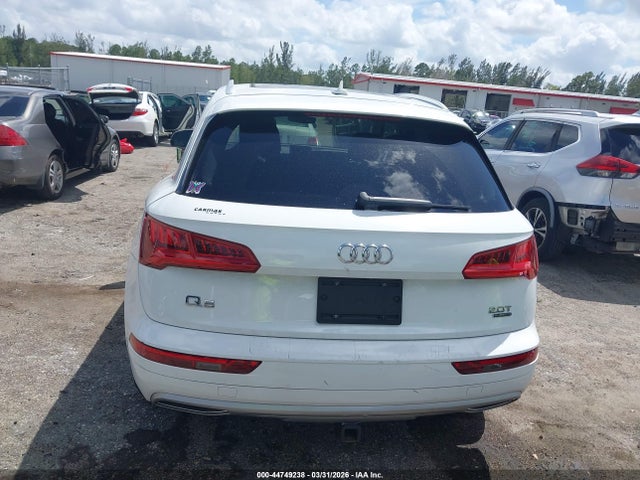 44749238 :رقم المزاد ، WA1ANAFY6J2009780 vin ، 2018 Audi Q5 2.0t Premium/2.0t Tech Premium مزاد بيع