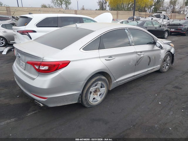 5NPE24AFXFH180772 Hyundai SONATA SE