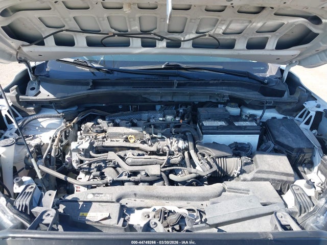 44749266 :رقم المزاد ، 7MUCAAAG0NV017404 vin ، 2022 Toyota Corolla Cross Le مزاد بيع