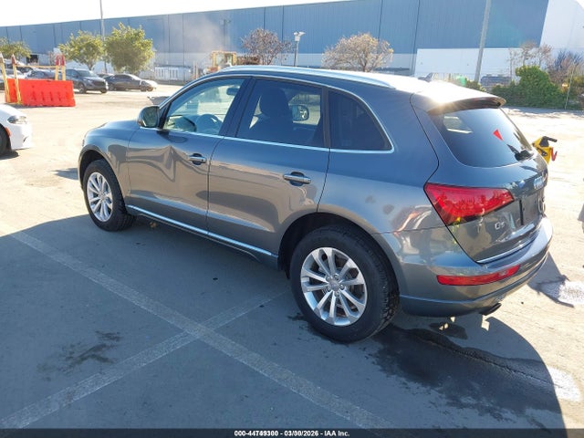 WA1LFAFP9FA024994 Audi Q5 2.0t Premium
