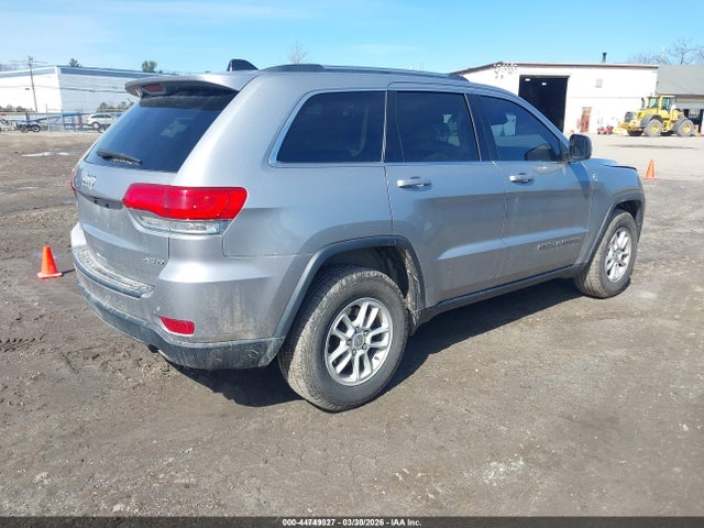 2018 JEEP GRAND CHEROKEE 1C4RJFAGXJC161880 Photo 3