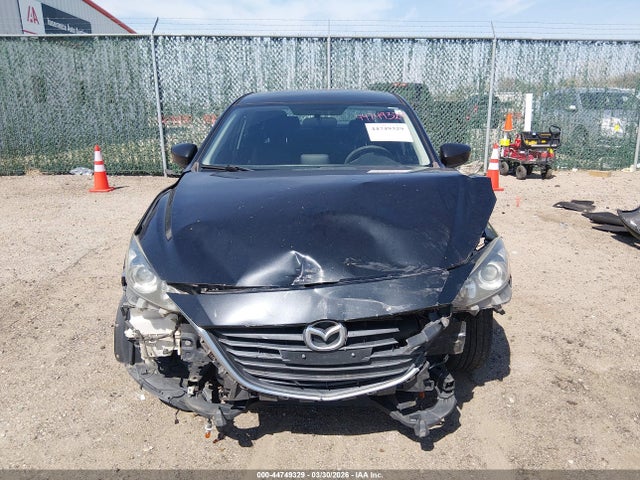 3MZBM1U79FM189745 Mazda Mazda3 I Sport