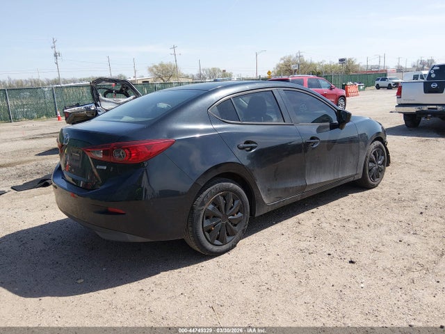 3MZBM1U79FM189745 Mazda Mazda3 I Sport