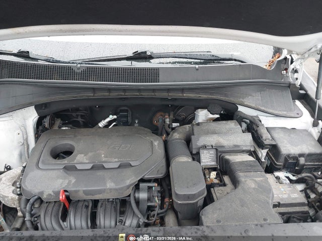 5XYPGDA32JG427041 KIA Sorento 2.4l Lx