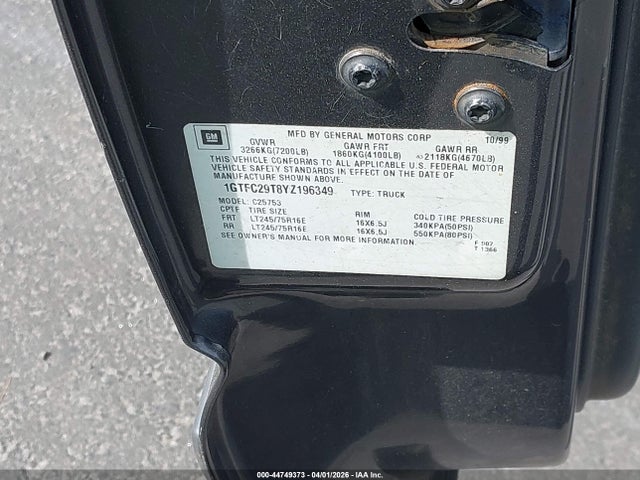 Продаж на аукціоні авто 2000 Gmc Sierra 2500 Sle, vin: 1GTFC29T8YZ196349, номер лоту: 44749373