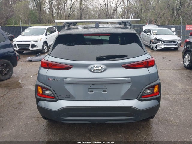 44749375 :رقم المزاد ، KM8K22AAXJU142786 vin ، 2018 Hyundai Kona Sel مزاد بيع