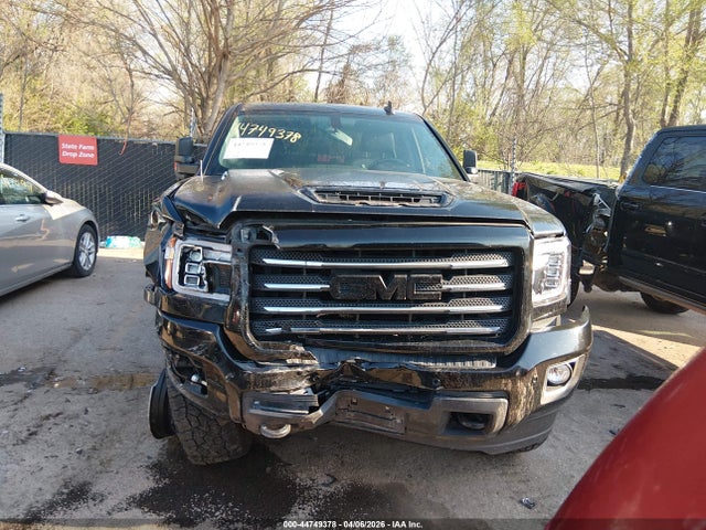 44749378 :رقم المزاد ، 1GT12TEY9JF101745 vin ، 2018 Gmc Sierra 2500hd Slt مزاد بيع