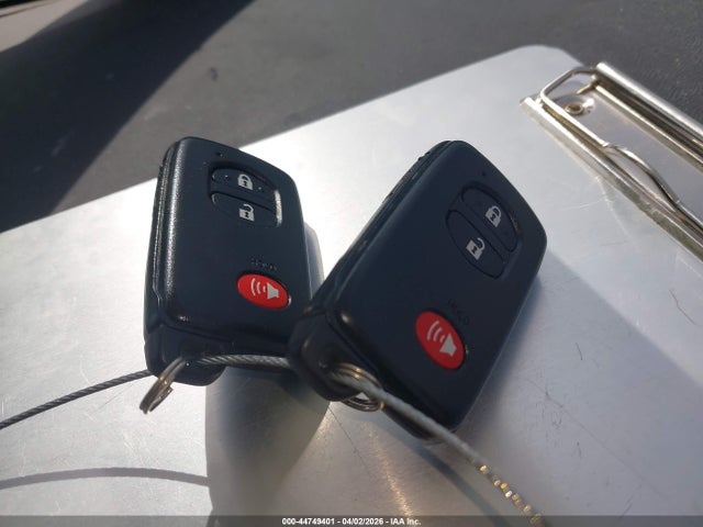 2014 TOYOTA PRIUS V JTDZN3EU3E3300501 Photo 10