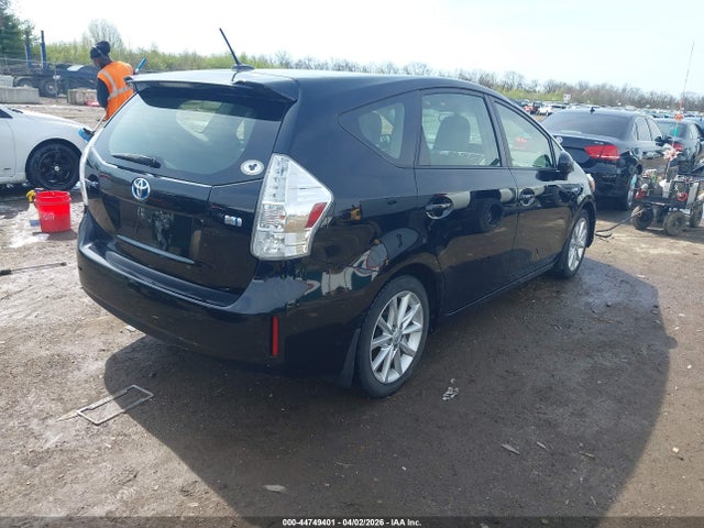 2014 TOYOTA PRIUS V JTDZN3EU3E3300501 Photo 3